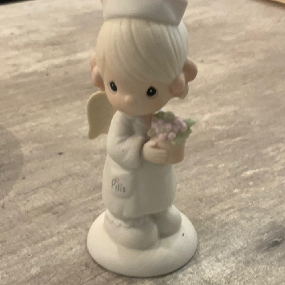 Precious Memories figurine Nurse/Doctors “Angle of Mercy”